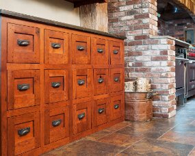 122-14 Wood : Wild Cherry; Finish : Candlelight; Door Style : Craftsman, pegged; Face Frame : Square Inset