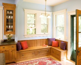 14-07 Wood : Quartersawn White Oak; Finish : Burnt Umber with Van Dyke glaze; Door Style : Providence; Face Frame : Square Inset