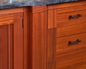 70-16 Wood : Sapele (Wood specie no longer available. Shown for style only); Finish : Nutmeg; Door Style : Ellsworth; Face Frame : Squared Channel