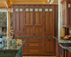 89-05 [Island] Wood : Maple; Paint color : Jadite; Door Style : Craftsman; Face Frame : Arts & Crafts Square Inset [Perimeter cabinetry] Wood : Sapele (Wood specie no...