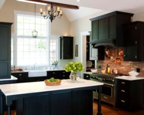 97-01 Wood : Clear Pine; Paint color : Black of Night over Eco Brown stain, Burnished; Door Style : Old Cupboard; Face Frame : Square Inset